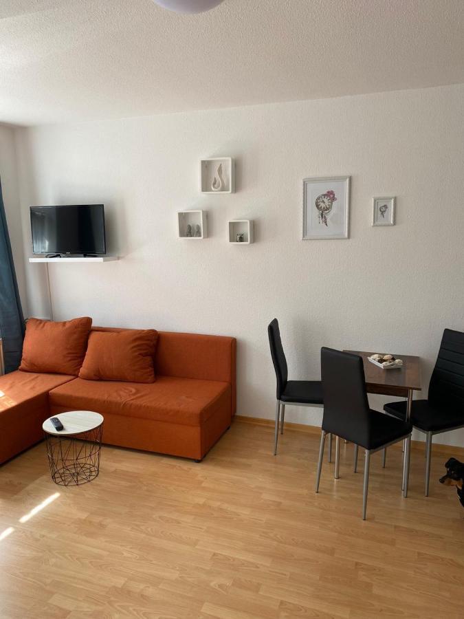 Monteurzimmer In Neustadt-Glewe Apartment ภายนอก รูปภาพ